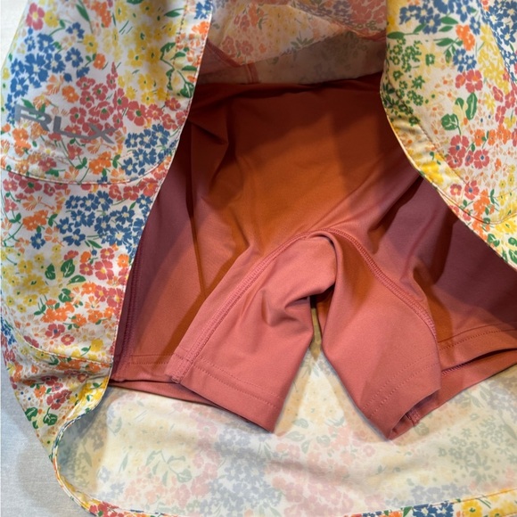 Ralph Lauren RLX GOLF 17" Stretch Floral Performance Skort Size M - Picture 4 of 9